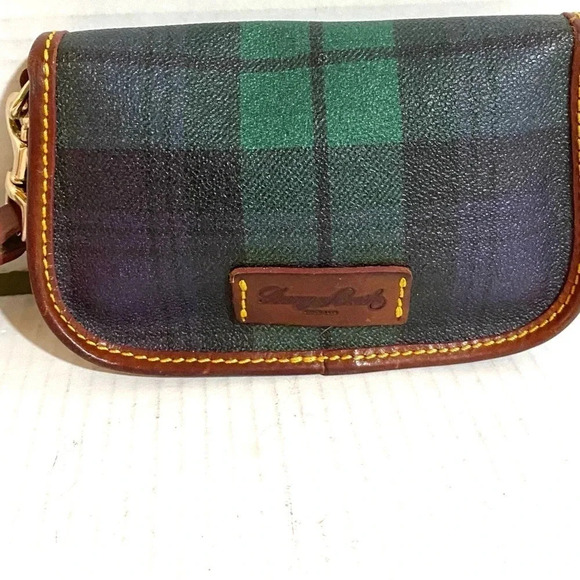 Dooney Bourke canvas wristlet - Picture 2 of 8